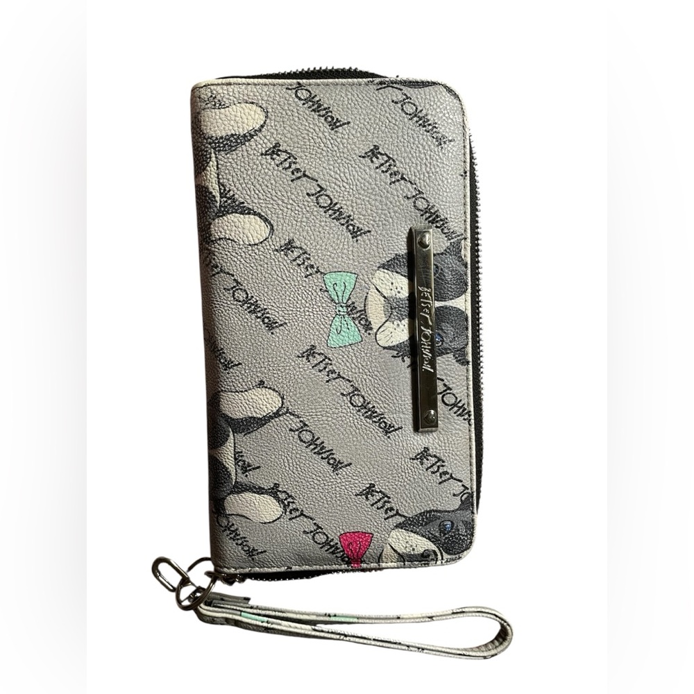 ⭐️ 2/$15 SALE ⭐️ - Betsey Johnson Frenchie Zip Wallet